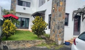  Biens à vendre - Maison - trou-aux-biches  