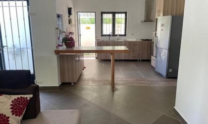  Location meublée - Appartement - pointe-aux-piments  
